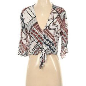 Bcbgeneration Front Knot Top Crop Top Size L (NWT)